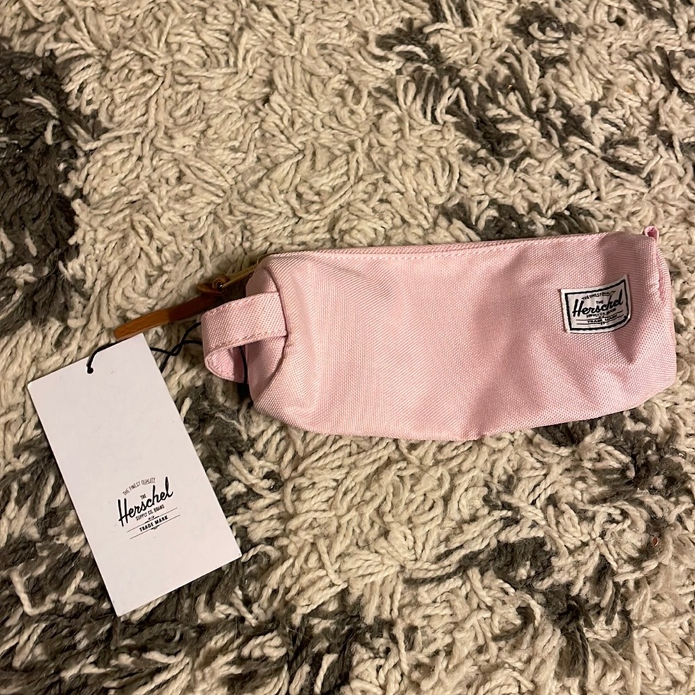 Herschel settlement case x-small in pink lady crosshatch